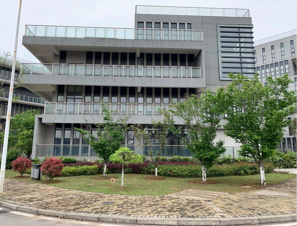 113243443.jpg 5f4f20482f8b4bcba82ee09eec49a04e.jpg